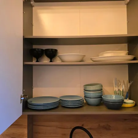 Charming Ground Floor - Center 아파트 슈체친