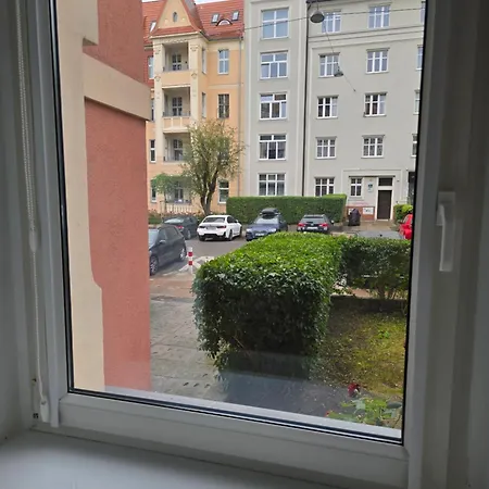 Charming Ground Floor - Center * 슈체친